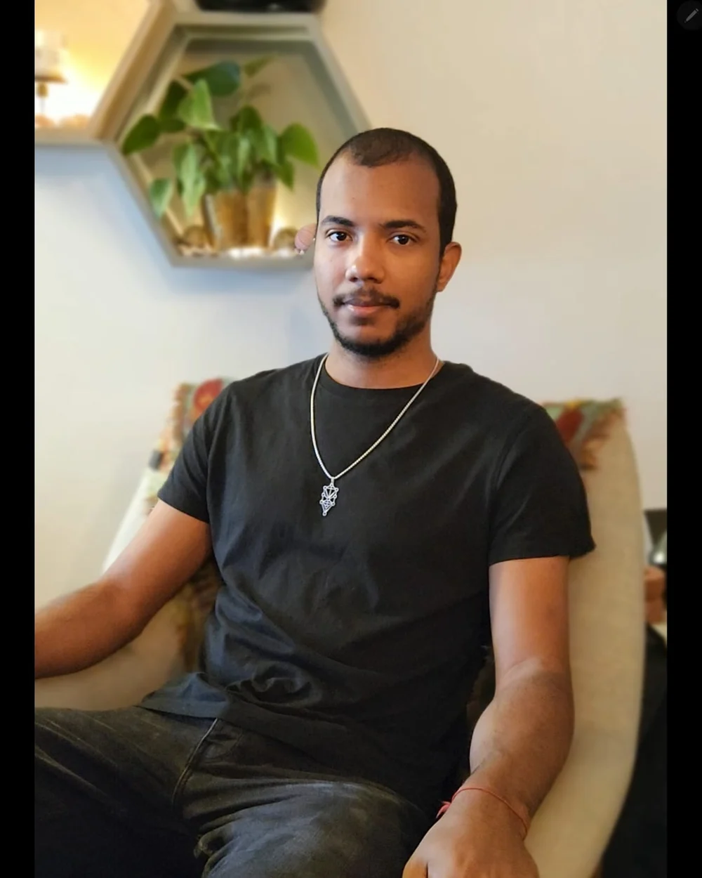 Adriano Santos, hypnotherapist at Aviv Therapies
